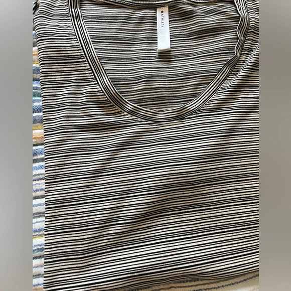 Athleta CLOUDLIGHT STRATUS TEE STRIPE - Picture 5 of 15